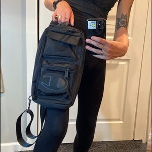champion stealth sling backpack